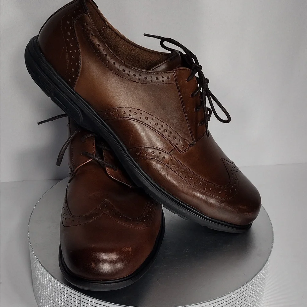 Florshiem Classic Brown Leather Men's size 13 EEE brand new w out box and tags